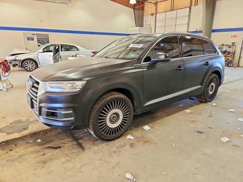 2017 Audi Q7, VIN WA1LAAF72HD040325. Фото 1 из 6 с аукциона Copart. Каталог авто из США OpenDataCar.