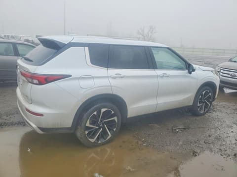 2024 Mitsubishi Outlander, VIN JA4J3VA84RZ039075. Фото 3 з 6 з аукціону Copart. Каталог авто зі США OpenDataCar.