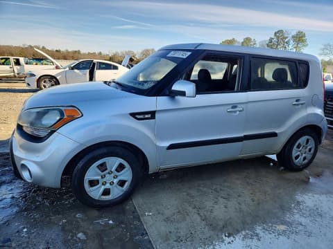 2013 Kia Soul, VIN KNDJT2A50D7762100. Фото 1 з 6 з аукціону Copart. Каталог авто зі США OpenDataCar.