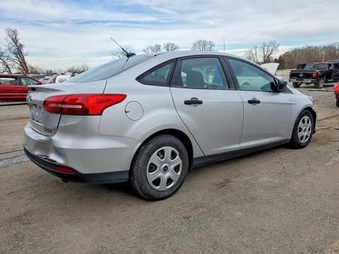 2017 Ford Focus, VIN 1FADP3E24HL229984. Фото 3 з 6 з аукціону Copart. Каталог авто зі США OpenDataCar.