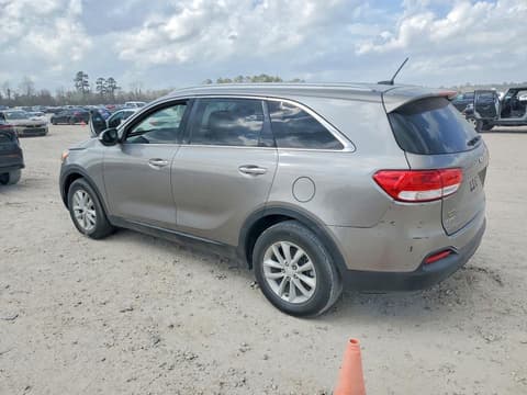 2017 Kia Sorento, VIN 5XYPG4A54HG207296. Фото 2 з 6 з аукціону Copart. Каталог авто зі США OpenDataCar.