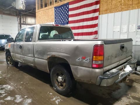 2001 Chevrolet Silverado, VIN 1GCEK19V51Z224687. Фото 2 з 6 з аукціону Copart. Каталог авто зі США OpenDataCar.