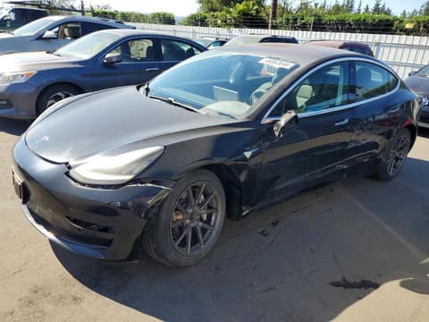 2018 Tesla Model 3, VIN 5YJ3E1EA4JF032359. Фото 1 з 6 з аукціону Copart. Каталог авто зі США OpenDataCar.