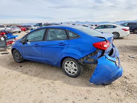 2011 Ford Fiesta, VIN 3FADP4AJ3BM177143. Фото 2 з 6 з аукціону Copart. Каталог авто зі США OpenDataCar.