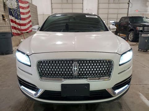 2019 Lincoln Nautilus, VIN 2LMPJ8L91KBL42868. Фото 5 з 6 з аукціону Copart. Каталог авто зі США OpenDataCar.