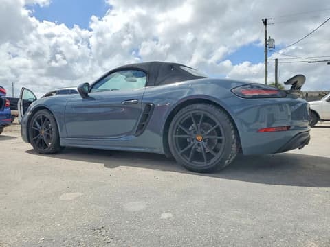 2017 Porsche Boxster, VIN WP0CA2A82HS220797. Фото 2 з 6 з аукціону Copart. Каталог авто зі США OpenDataCar.