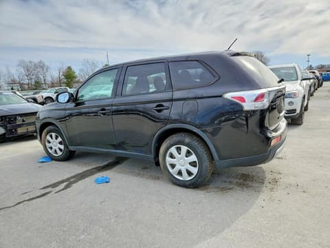 2015 Mitsubishi Outlander, VIN JA4AD2A35FZ002225. Фото 2 з 6 з аукціону Copart. Каталог авто зі США OpenDataCar.