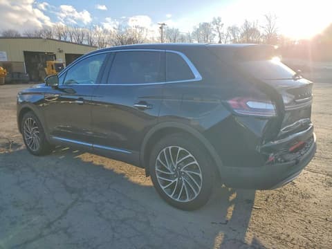 2020 Lincoln Nautilus, VIN 2LMPJ8KP7LBL05826. Фото 2 з 6 з аукціону Copart. Каталог авто зі США OpenDataCar.