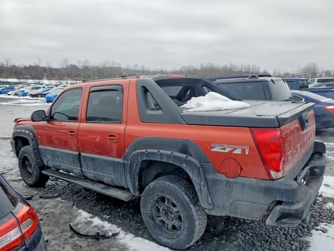 2002 Chevrolet Avalanche, VIN 3GNEK13T52G349110. Фото 2 з 6 з аукціону Copart. Каталог авто зі США OpenDataCar.