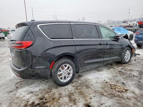 2023 Chrysler Pacifica, VIN 2C4RC1BG6PR535543. Фото 3 з 6 з аукціону Copart. Каталог авто зі США OpenDataCar.