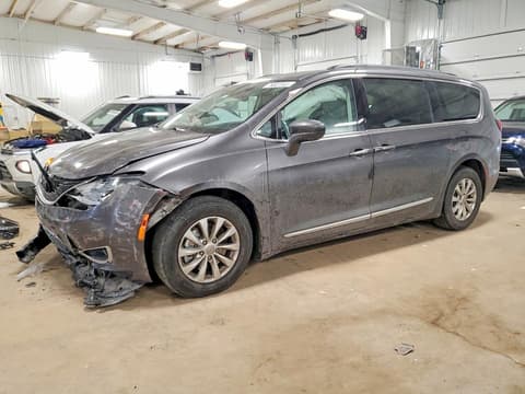 2017 Chrysler Pacifica, VIN 2C4RC1BG9HR517457. Фото 1 з 6 з аукціону Copart. Каталог авто зі США OpenDataCar.