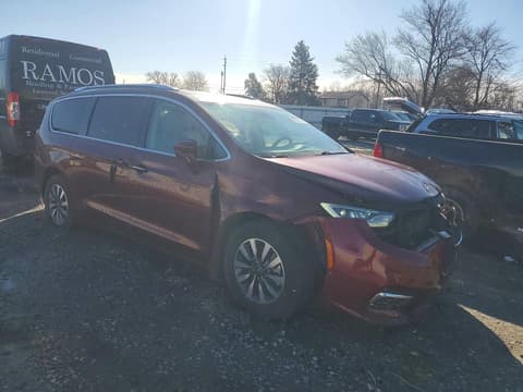 2021 Chrysler Pacifica, VIN 2C4RC1L73MR599615. Фото 4 з 6 з аукціону Copart. Каталог авто зі США OpenDataCar.