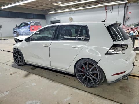 2018 Volkswagen GTI, VIN 3VW547AU1JM254204. Фото 2 з 6 з аукціону Copart. Каталог авто зі США OpenDataCar.