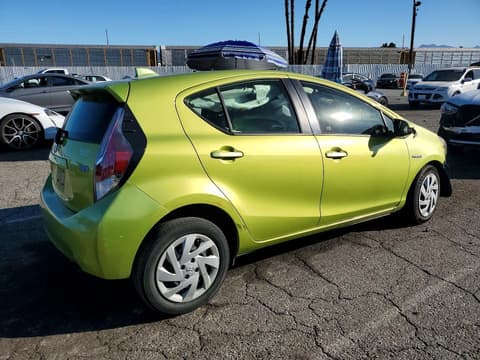 2015 Toyota Prius C, VIN JTDKDTB3XF1088841. Фото 3 з 6 з аукціону Copart. Каталог авто зі США OpenDataCar.