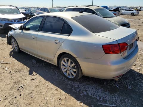 2011 Volkswagen Jetta, VIN 3VWDX7AJ7BM362692. Zdjęcie 2 z 6 z aukcji Copart. Katalog aut z USA OpenDataCar.