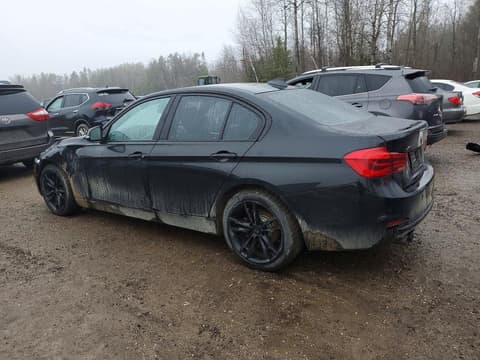 2017 Bmw 3 Series, VIN WBA8D9C31HA005681. Фото 2 з 6 з аукціону Copart. Каталог авто зі США OpenDataCar.