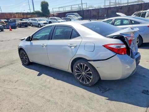 2015 Toyota Corolla, VIN 5YFBURHE9FP187187. Фото 2 из 6 с аукциона Copart. Каталог авто из США OpenDataCar.