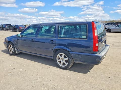 1998 Volvo V70, VIN YV1LW5672W2501699. Zdjęcie 2 z 6 z aukcji Copart. Katalog aut z USA OpenDataCar.