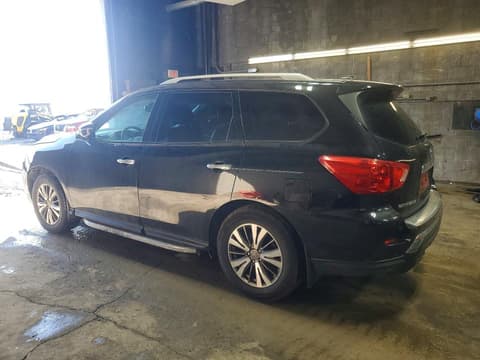 2017 Nissan Pathfinder, VIN 5N1DR2MM6HC685630. Фото 2 з 6 з аукціону Copart. Каталог авто зі США OpenDataCar.