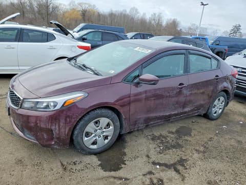 2018 Kia Forte, VIN 3KPFK4A79JE194429. Фото 1 из 6 с аукциона Copart. Каталог авто из США OpenDataCar.