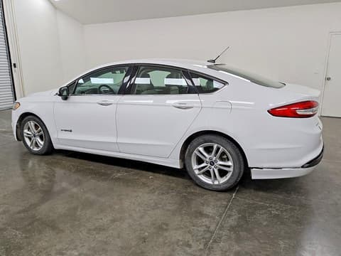 2018 Ford Fusion, VIN 3FA6P0UU9JR122558. Фото 2 з 6 з аукціону Copart. Каталог авто зі США OpenDataCar.