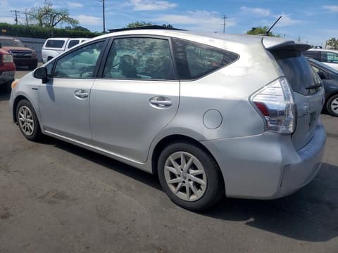 2013 Toyota Prius V, VIN JTDZN3EU2D3239334. Фото 2 з 6 з аукціону Copart. Каталог авто зі США OpenDataCar.