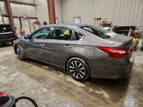 2016 Nissan Altima, VIN 1N4AL3AP9GC258363. Фото 2 з 6 з аукціону Copart. Каталог авто зі США OpenDataCar.