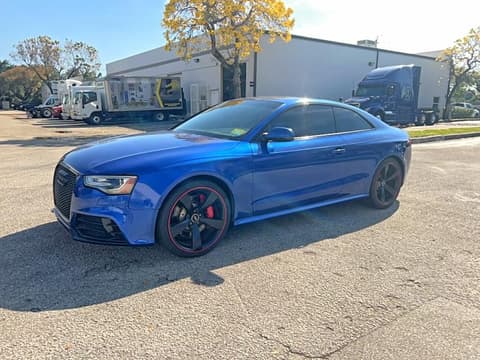 2015 Audi RS5, VIN WUAC6AFR3FA900159. Фото 2 з 6 з аукціону Copart. Каталог авто зі США OpenDataCar.