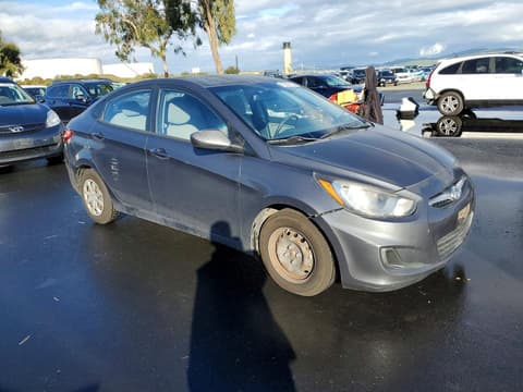 2012 Hyundai Accent, VIN KMHCT4AEXCU131371. Zdjęcie 4 z 6 z aukcji Copart. Katalog aut z USA OpenDataCar.