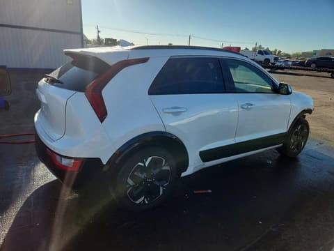 2023 Kia Niro, VIN KNDCR3L15P5033629. Фото 3 из 6 с аукциона Copart. Каталог авто из США OpenDataCar.