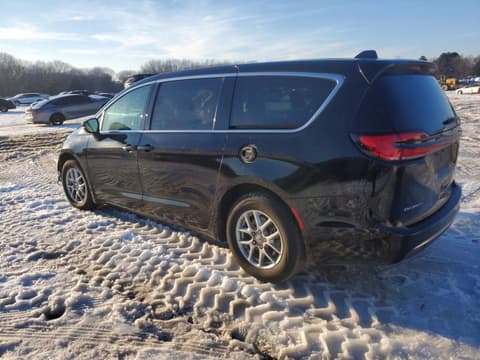 2024 Chrysler Pacifica, VIN 2C4RC1BGXRR171551. Фото 2 з 6 з аукціону Copart. Каталог авто зі США OpenDataCar.