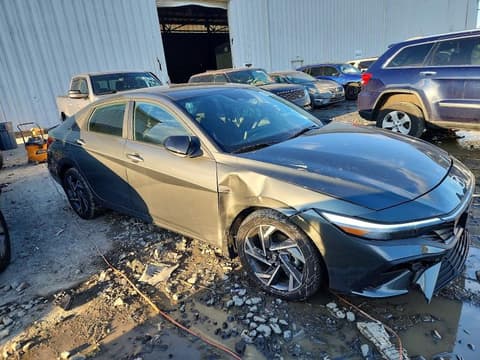 2025 Hyundai Elantra, VIN KMHLM4DG9SU973126. Фото 4 з 6 з аукціону Copart. Каталог авто зі США OpenDataCar.