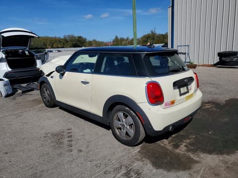 2017 Mini Cooper, VIN WMWXP5C36H2D16709. Фото 2 з 6 з аукціону Copart. Каталог авто зі США OpenDataCar.