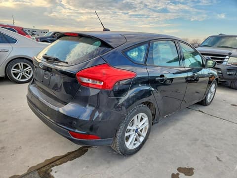 2015 Ford Focus, VIN 1FADP3K2XFL270556. Фото 3 з 6 з аукціону Copart. Каталог авто зі США OpenDataCar.