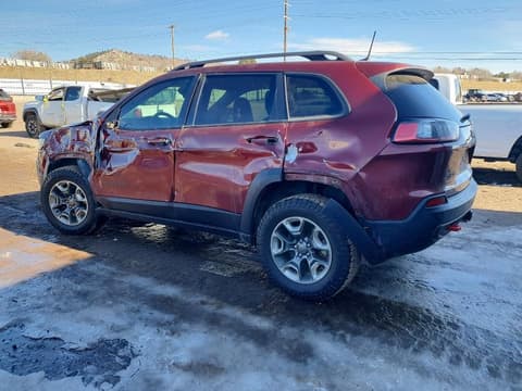 2019 Jeep Cherokee, VIN 1C4PJMBX7KD225153. Фото 2 з 6 з аукціону Copart. Каталог авто зі США OpenDataCar.