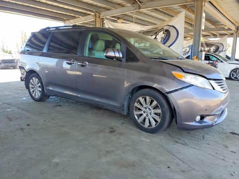 2012 Toyota Sienna, VIN 5TDYK3DC2CS218803. Фото 4 з 6 з аукціону Copart. Каталог авто зі США OpenDataCar.