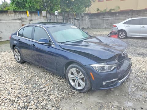 2017 Bmw 3 Series, VIN WBA8D9G36HNU66393. Фото 4 з 6 з аукціону Copart. Каталог авто зі США OpenDataCar.