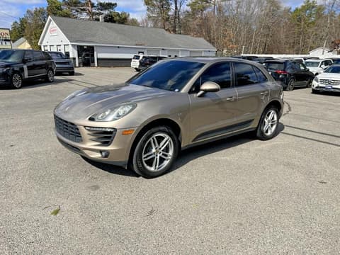 2017 Porsche Macan, VIN WP1AA2A5XHLB82211. Фото 2 з 6 з аукціону Copart. Каталог авто зі США OpenDataCar.