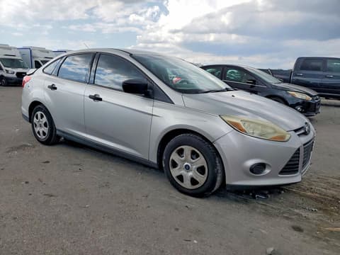 2013 Ford Focus, VIN 1FADP3E24DL369544. Фото 4 з 6 з аукціону Copart. Каталог авто зі США OpenDataCar.