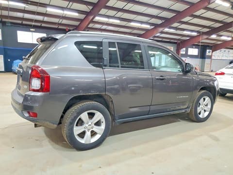 2016 Jeep Compass, VIN 1C4NJDEBXGD747015. Фото 3 з 6 з аукціону Copart. Каталог авто зі США OpenDataCar.