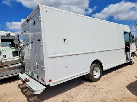 2013 Ford F59, VIN 1F65F5KY6D0A13378. Фото 3 из 6 с аукциона Copart. Каталог авто из США OpenDataCar.