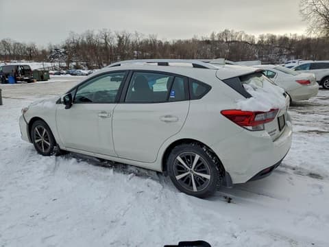 2022 Subaru Impreza, VIN 4S3GTAV61N3712340. Фото 2 з 6 з аукціону Copart. Каталог авто зі США OpenDataCar.