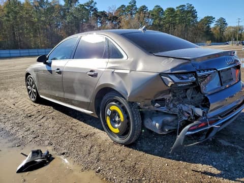 2020 Audi A4, VIN WAUHMAF44LA071432. Фото 2 з 6 з аукціону Copart. Каталог авто зі США OpenDataCar.