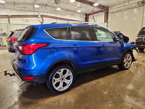 2019 Ford Escape, VIN 1FMCU9J98KUA05800. Фото 3 з 6 з аукціону Copart. Каталог авто зі США OpenDataCar.
