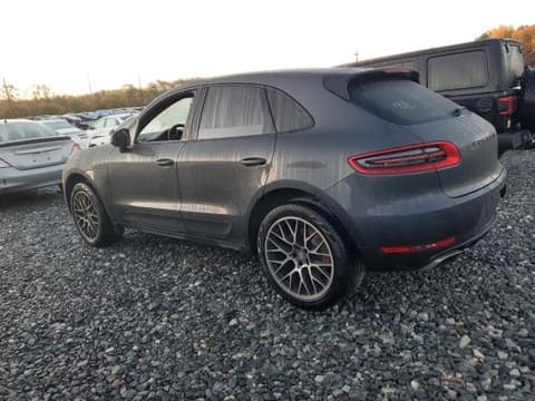 2017 Porsche Macan, VIN WP1AA2A56HLB83047. Фото 2 из 6 с аукциона Copart. Каталог авто из США OpenDataCar.