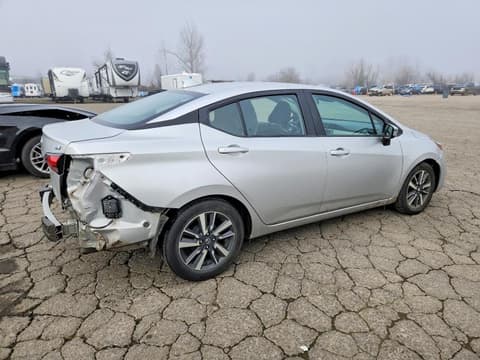 2021 Nissan Versa, VIN 3N1CN8EV2ML865985. Фото 3 з 6 з аукціону Copart. Каталог авто зі США OpenDataCar.