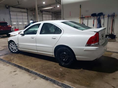 2005 Volvo S60, VIN YV1RH592852482563. Фото 2 из 6 с аукциона Copart. Каталог авто из США OpenDataCar.