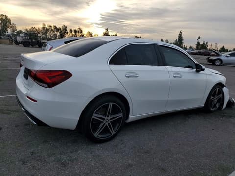 2021 Mercedes-benz A-Class, VIN W1K3G4EB5MJ298223. Фото 3 из 6 с аукциона Copart. Каталог авто из США OpenDataCar.