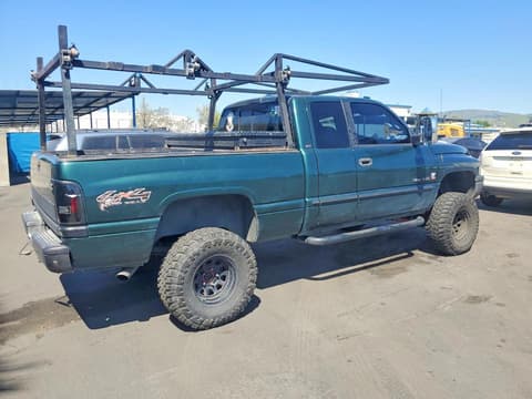 2000 Dodge Ram 1500, VIN 1B7HF13Z2YJ129929. Фото 3 з 6 з аукціону Copart. Каталог авто зі США OpenDataCar.