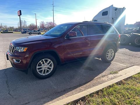 2018 Jeep Grand Cherokee, VIN 1C4RJEAG5JC182162. Фото 2 з 6 з аукціону Copart. Каталог авто зі США OpenDataCar.